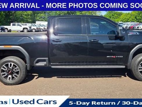 Used 2021 GMC Sierra 2500 AT4 w/ Snow Plow Prep/Camper Package AWD/4WD image 13
