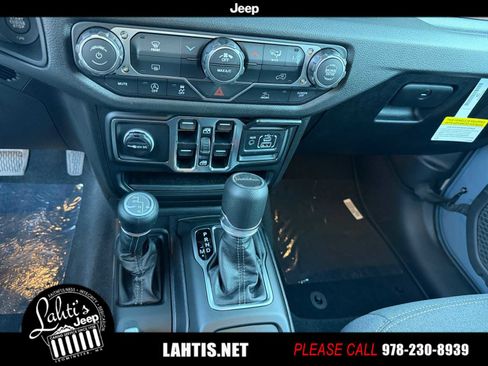 New 2026 Jeep Gladiator Sport image 9