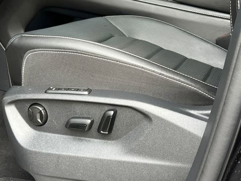 Certified 2024 Volkswagen Atlas Cross Sport SEL R-Line image 22