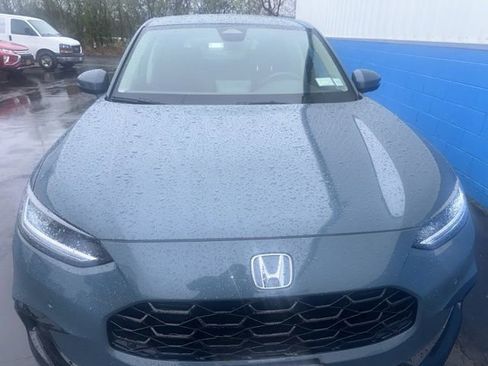 Used 2024 Honda HR-V EX-L image 3