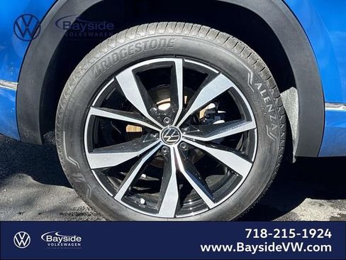 New 2026 Volkswagen Atlas Cross Sport SEL Premium R-Line image 9