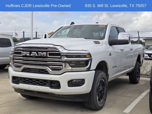 Used 2026 RAM 2500 Laramie AWD/4WD image 3
