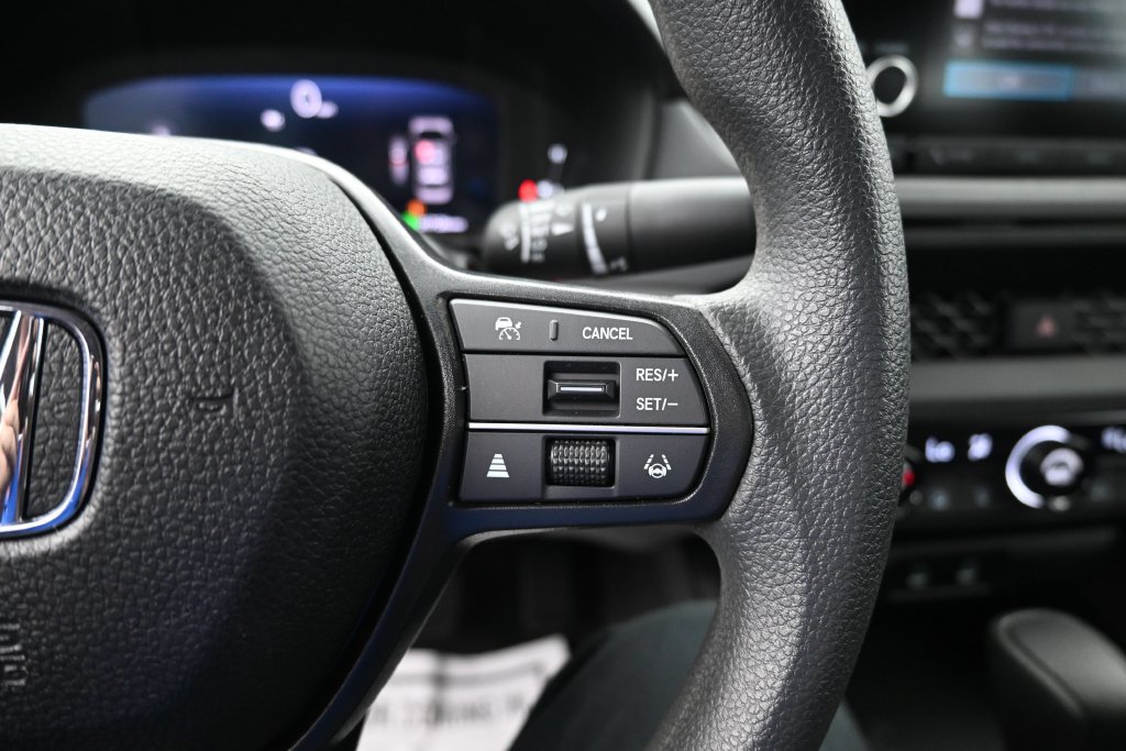 Used 2025 Honda Accord SE image 23