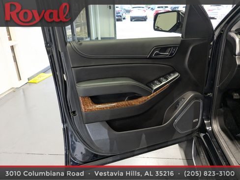 Used 2020 Chevrolet Tahoe Premier w/ Premier 6.2L Value Package image 20