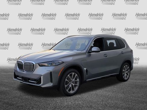 New 2026 BMW X5 xDrive50e AWD/4WD image 5