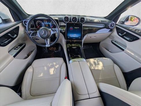 Used 2023 Mercedes-Benz GLC 300 image 17