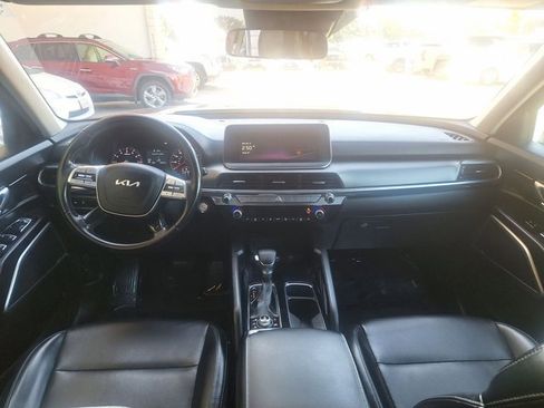Used 2022 Kia Telluride LX image 15