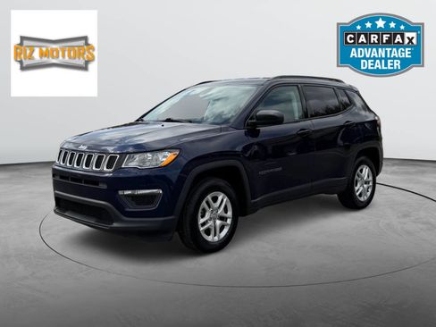 Used 2018 Jeep Compass Sport w/ Tech Group image 2