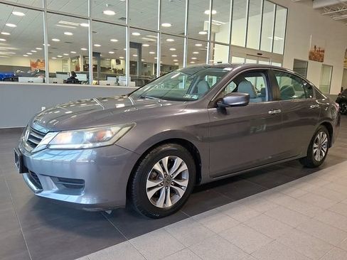 Used 2013 Honda Accord LX image 3