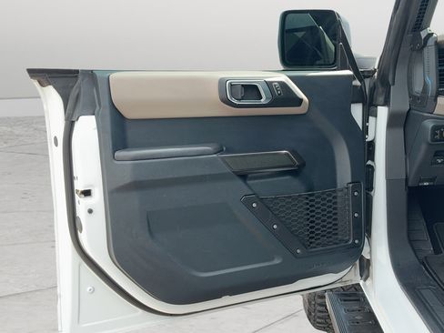 Used 2024 Ford Bronco Wildtrak AWD/4WD image 18