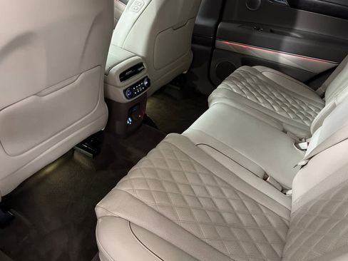 Used 2021 Genesis GV80 3.5T w/ Prestige Package 07 image 4