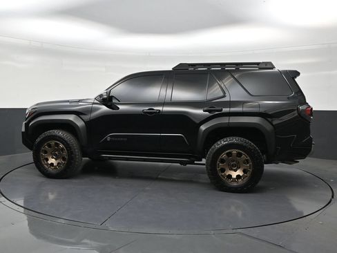 Used 2025 Toyota 4Runner Trailhunter AWD/4WD image 2
