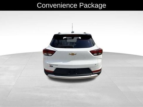 Certified 2026 Chevrolet TrailBlazer LT w/ Convenience Package FWD image 6