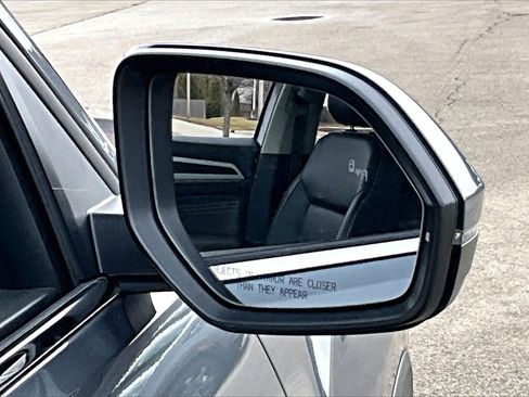 Used 2022 Volkswagen Atlas SE w/ Black Wheel Package image 23