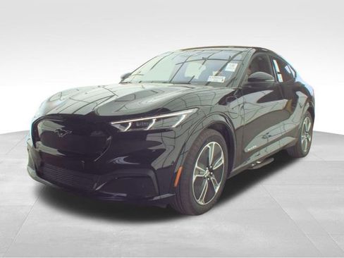 Used 2023 Ford Mustang Mach-E Premium image 3