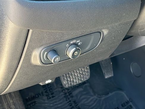 Certified 2024 Chevrolet Equinox RS image 13