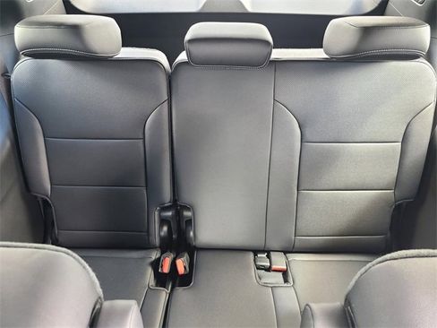 New 2026 Chevrolet Traverse LT w/ Driver Confidence Package image 13