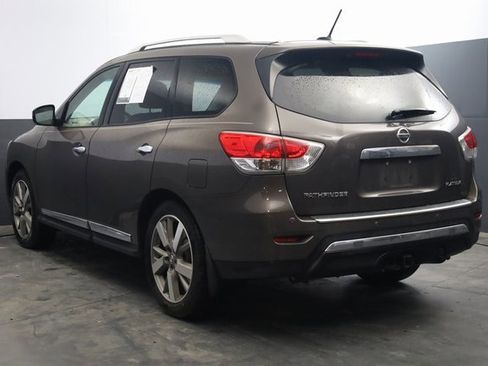Used 2015 Nissan Pathfinder Platinum w/ Cargo Package image 6