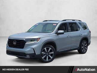 Used 2025 Honda Pilot Touring video 1