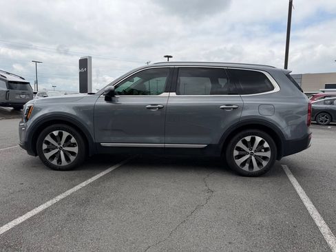 Used 2020 Kia Telluride S w/ S 8 Passenger Seating Package AWD/4WD image 4
