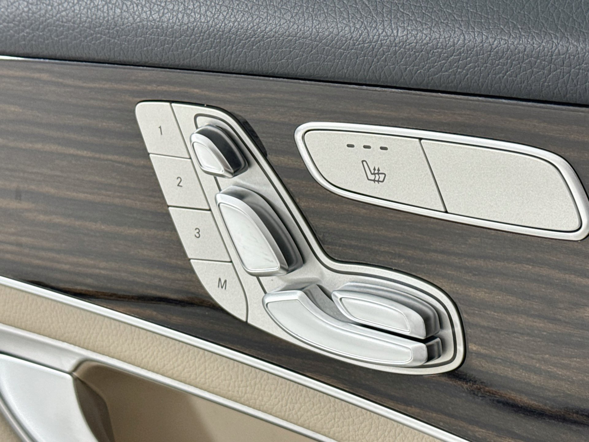 Certified 2022 Mercedes-Benz GLC 300 image 20