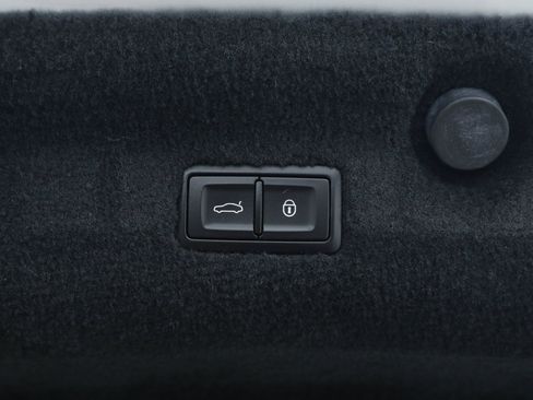 Used 2022 Bentley Continental GT V8 AWD/4WD image 35