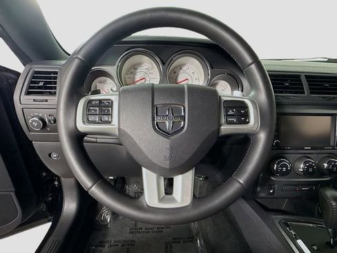 Used 2012 Dodge Challenger R/T Plus image 11