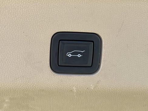 Certified 2021 Cadillac Escalade Premium Luxury w/ Driver Assist Tech Package image 13