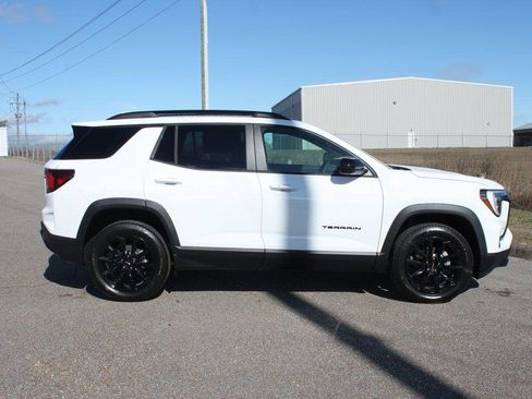 New 2026 GMC Terrain Elevation w/ Elevation Premium Package image 17