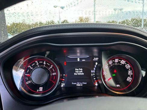 Used 2022 Dodge Challenger GT w/ Plus Package image 16