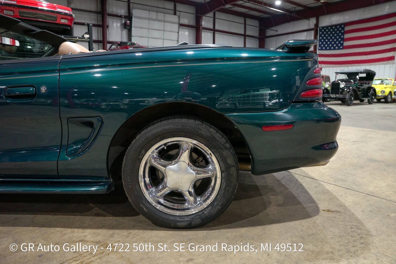 Used 1994 Ford Mustang GT RWD image 5