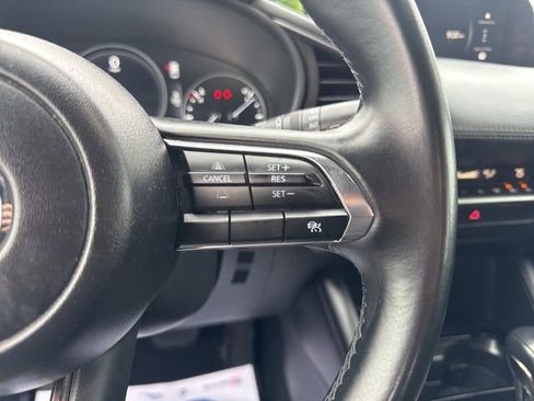 Used 2024 MAZDA MAZDA3 s FWD image 17