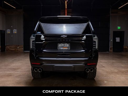 Used 2025 Chevrolet Tahoe Z71 w/ Z71 Off-Road Package image 8