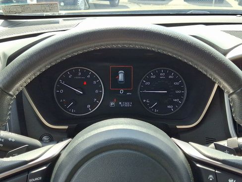 Used 2023 Subaru Ascent Premium w/ Convenience Package image 22