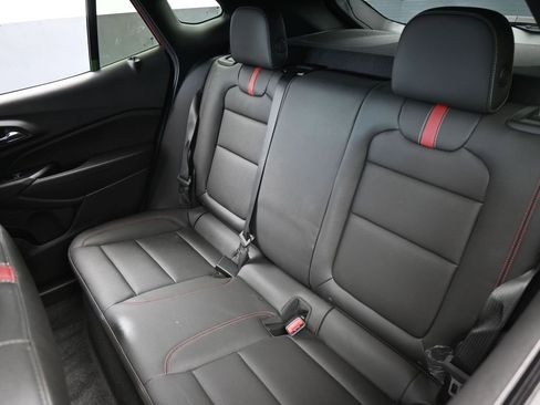 Used 2026 Chevrolet Trax RS image 33