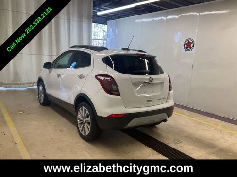 Used 2019 Buick Encore Preferred image 2