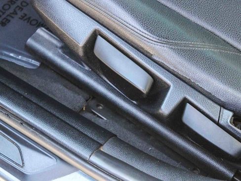 Used 2015 BMW 320i 320i image 21