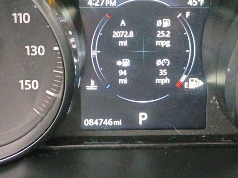 Used 2017 Land Rover Range Rover Evoque SE image 16