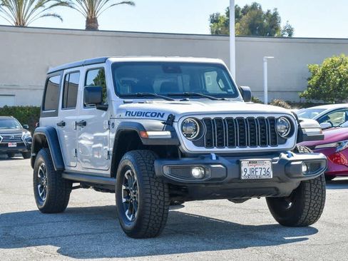 Used 2024 Jeep Wrangler Unlimited Rubicon 4xe image 3