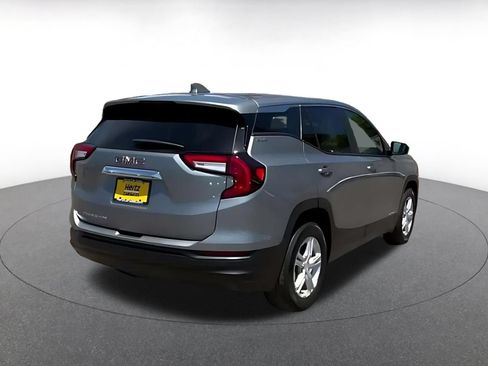 Used 2024 GMC Terrain SLE FWD image 14