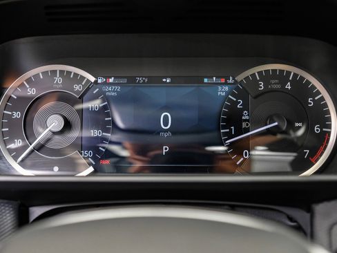 Used 2023 Land Rover Discovery S R-Dynamic image 23