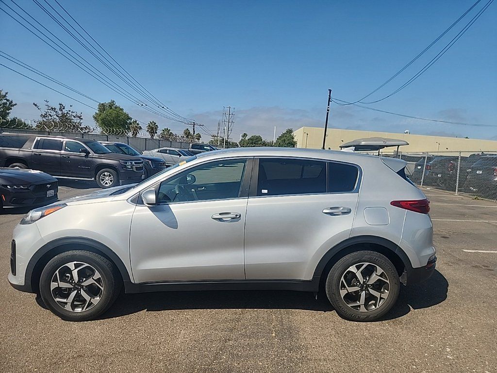 Certified 2022 Kia Sportage LX FWD image 9