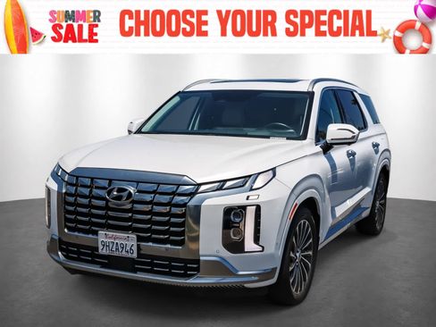 Used 2024 Hyundai Palisade Calligraphy FWD image 1