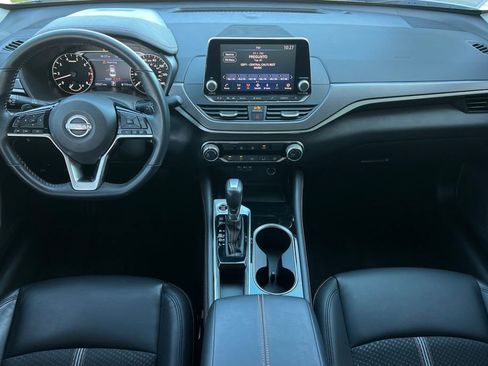 Used 2023 Nissan Altima 2.5 SR image 16