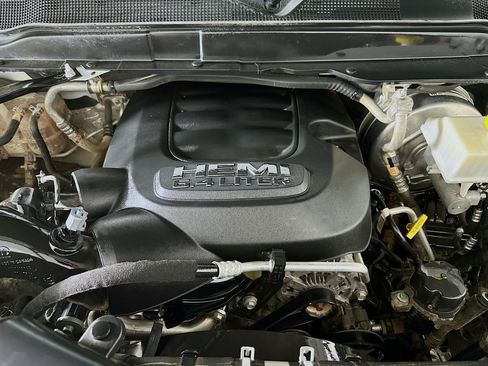 Used 2022 RAM 2500 Tradesman AWD/4WD image 30