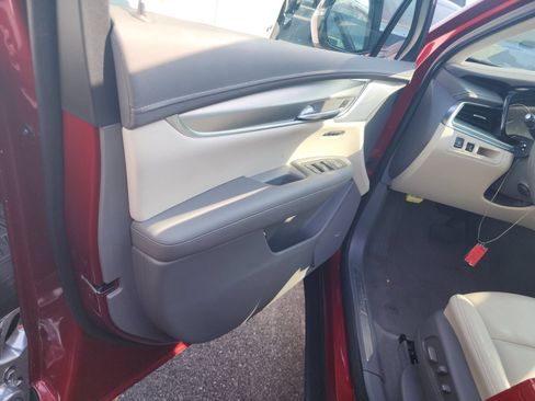 Used 2024 Cadillac XT5 Premium Luxury w/ LPO, Floor Liner Package AWD/4WD image 13
