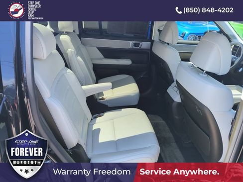 Used 2024 Hyundai Santa Fe Calligraphy FWD image 37