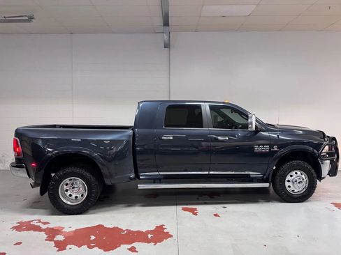 Used 2016 RAM 3500 Laramie Longhorn image 2