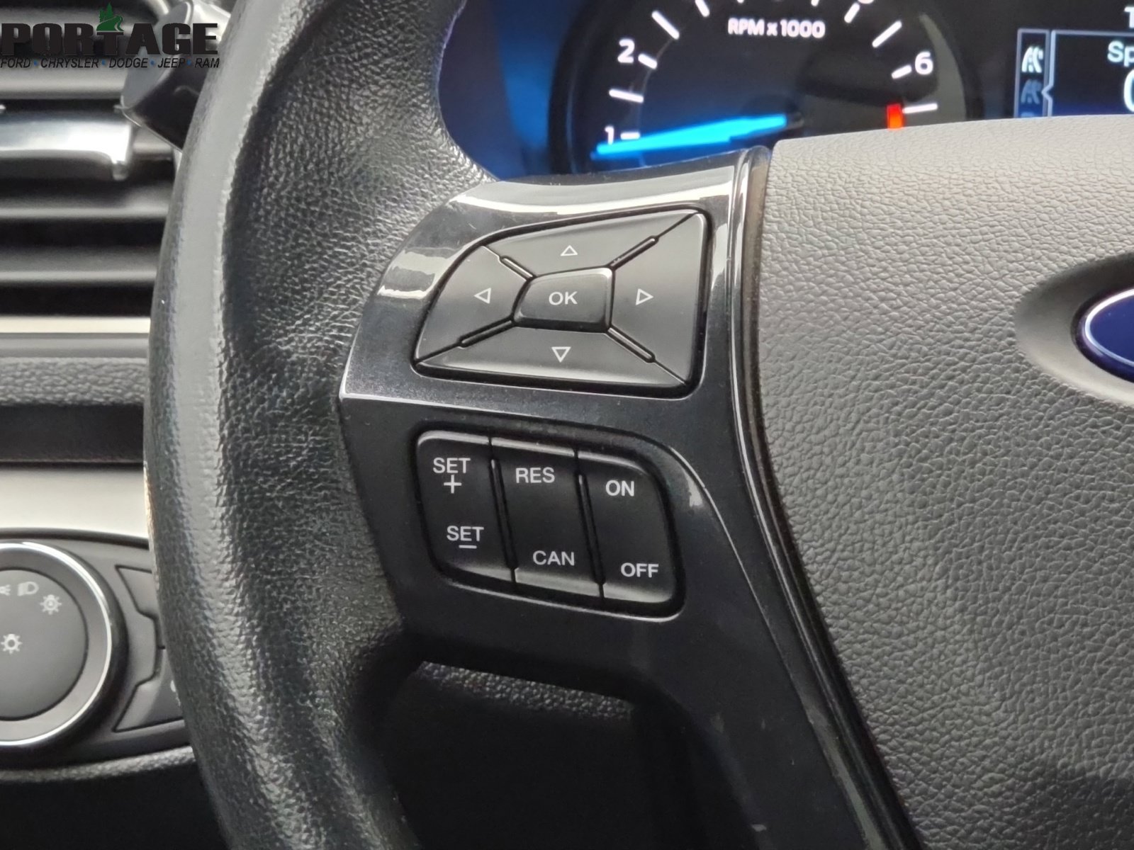Used 2018 Ford Explorer XLT AWD/4WD image 22