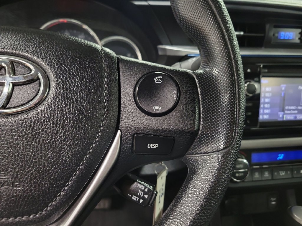 Used 2014 Toyota Corolla LE FWD image 23